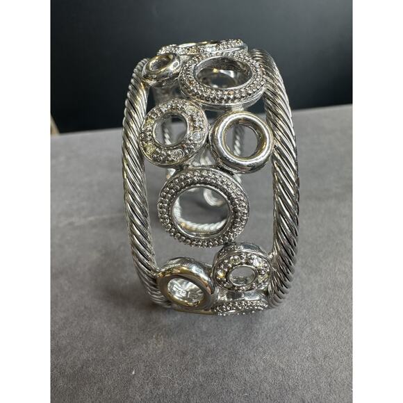 Rhodium Plated Cable Crystal Bracelet Bezel Setting Pave Crystal circles Bangle - Picture 6 of 8